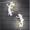 Lâmpadas de mesa Resina Lizard Night Light Nordic Room Quarto para Modern Animal Chameleon Lamp Ambient Hallway WandLamp