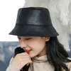 Berets Fisherman Pu Faux Leather Женские шляпы для женщин для женщин CAP SOLIDAIL GIRLS BOB PANAMA Женская шляпа хип -хоп 2022