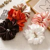 Scrunchies oversize Grandi elastici per capelli in gomma Fascia per capelli elastica Supporto per coda di cavallo per ragazze Scrunchie in raso liscio Accessori per capelli da donna