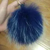 Keychains Magicfur - 15 cm Real Raccoon Päls Ball Pompom Blue W White Tip Stor fluffig charm Bag nyckelring biltelefonnyckelring hänge