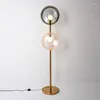 Lampy podłogowe nordyckie minimalistyczne szklane szklane lampa LED nowoczesna sypialnia nocna salon wystrój domu sofa narożna światło stałe