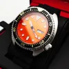 Orologi da polso Moda Orologio automatico impermeabile da uomo Vetro zaffiro Acciaio inossidabile NH35 Meccanico da uomo Abalone Orange