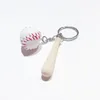 Mini Baseball Softball Party تفضل مجموعة المفاتيح مع الخفافيش الخشبية للفريق الرياضي التذكاري المفاتيح