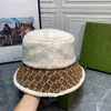 Projektanci męskie damskie wełniane kapelusze z rondem jesienno-zimowy wiadro list kapelusz słońce zapobiega czapce czapka czapki na zewnątrz modna czapka bez pudełka