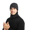 Berretti Sciarpa calda invernale da uomo Cappello lavorato a maglia Manicotto collo europeo americano più tuta di protezione dal freddo in pile ispessita