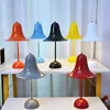 Lampade da tavolo Nordic LED Bell Lampada da scrivania USB Ricaricabile Tricolore Touch Dimming Illuminazione per interni Caffè Studio Atmosfera Camera da letto Decorazione da comodino