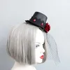 ハロウィーンフェザーネットヘアアクセサリーパンクブラックフェザーレッドローズ魅力者帽子ベール
