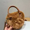 Plysch kärlek axelväska designer kvinnor herr totes väskor crossbody dragkedja mode plånbok celi handväska brun bumbag pochette