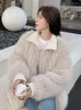 女性の毛皮のラウタロ秋の冬冬ルーズカジュアル濃厚な暖かい柔らかい縞模様のフェイクコート女性長袖ジップアップクールなふわふわボンバージャケット2022