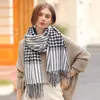 Beretten trendy sjaal frame kleur geruite mode temperament geprinte sjaal ver gaan goed met dames