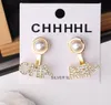 23SS Fashion Letters Stud Small Sweet Wind luxueux 925 Silver Designer Femmes Crystal Rimestone Pearl Brink Bijoux Acce9952542