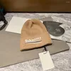 Beanies Designers Beanie Вязаные шапки Роскошные зимние шапки с надписью Outdoor Cold ProtectionТеплые плюшевые мягкие модные мужские и женские кепки 7