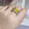 Ringos de cluster 2022 moda topázio de abertura anel de casal ajustável para mulheres Princesa quadrada flor completa diamante jóias de presente