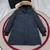 Winter Long Down Coat Fashion Women Puffer Jackets Parkas com letras de crach￡, de espessura, casacos de roupas altamente qualidade parkas xs-2xl multi color 15