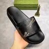 Slippers Sandals Slides Men Slippers Женщины скользят цветы плоская платформа резиновая цветущая кожа Snake Tigers Sliders 96by#