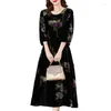 Casual Jurken Grote Maat Goud Fluwelen Jurk vrouwen Herfst Winter High-End Print Bloem Temperament Vestidos Gewaad femme E838