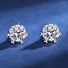 Pendientes de botón Copo de nieve Diamante Piedra de Mosang Regalo simple del día de San Valentín para niñas Piercing Plata de ley 925