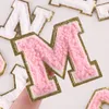 Notions 5,5 cm bianco rosa ciniglia lettera toppa ferro su asciugamano alfabeto ricamato glitter paillettes toppe autoadesive appliques adesivi nome fai da te