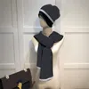 Luxe hoed sjaalset voor mutsers mannen vrouwen winter 2 -delige design caps sjaal ontwerper hoeden sjaals bonnet pour hommes wollen beanie wrap sjaals doos