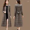 Lana da donna Miscele da donna 2022 Primavera Autunno Colletto alla coreana Plaid Giacca a vento di lana Cappotto Elegante Temperamento Cappotto lungo sottile