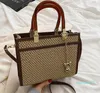 DA269 Womens Designer Handtasche Luxus sollte Mode -Tasche Geldbörse Brieftaschen Crossbody Taschen Rucksack kleine Kettenbaus kostenlosen Einkaufen