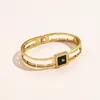 2022 Nouveaux bracelets Femmes Bangle Bijoux de créateur de luxe 18k Amateurs de mariage en acier inoxydable en acier inoxydable Gold Gift Bangles Accessoires en gros