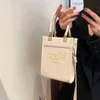 2023 Sacs Outlet Vente en ligne Nouveau sac à main sens pour femmes populaires mode polyvalent One Shoulder Messenger Bag