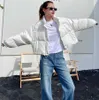 Kadınlar Down Parkas Tasarımcı Kış Kadınlar Kabarık Kat Moda Kısa Ceket Klasik Kapüşonlu Parka Kalın Sıcak Kot3