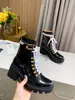 Boots Exquisite women ankle boot with buckles Fashion Ladies Designer Rubber Outsole Leather Martin Ankle Sex Webbing Non-Slip Wave Colorful Comfortable