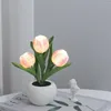 Nocne światła LED Tulip Light Flower Symulacja Lampa stołowa Nowość Dekoracja symulowana z garnka