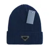 Stilista da uomo berretto cappello invernale cappello tinta unita lettera outdoor donna berretti cofano uomo testa caldo cashmere lavorato a maglia berretto con teschio camionista cappelli aderenti F-8