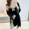 Mulheres do sono feminino Hollow Out Lace Floral Robe Sets 2pcs Velor Kimono Sexy Strap Top Nightgown