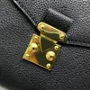 Höga handväskor lyxiga designerväskor Mode dam CrossBody Clutch Axelväska Brev Handväska damväska 2022 ficka Messenger Totes plånbok
