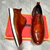 Mäns Luxe Dress Shoes Läder LACE-UP Luxury Handmade Brock Men's Shoe Bekväm utomhus Dating A9