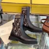 2022 nouvelles bottes courtes automne hiver femmes chaussettes bottes tricotées semelle épaisse chaussures talons hauts élastique Designer Martin anti-dérapant classique à lacets