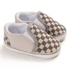 First Walkers 2022 Peuter Walker Babyschoenen Boy Girl Born Classical Sport Soft Sole Leather Multi-Colour Crib Casual