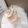 Zapatos de vestir para mujeres tacones altos bombos sexy novia de la novia del diablo perlas de las sandalias gruesas de tac￳n alto para la primavera 2022