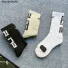 Modemärke Män bomull Running Crew Socks Middle Tube Casual Breattable Sports for Men and Women Soft Sock U0B9