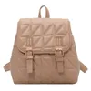 Backpack de threads bordados da bolsa Bolsa feminina 2022 New Girls 'Popular simples e versátil Backpack