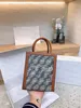 Mode Tote Frauen Tasche Große Kapazität Handtasche Rindsleder Griff Oberfläche Offizielle Original Licht Luxus Marke Umhängetasche