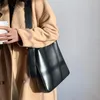 Casual Large Capacity Totes Designer Wide Strap Women Handbags HBP Shoulder Simple Bag Female Travel Tote Bag sac