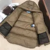 2022 Mens Designer Down Jacket Down Parkas 따뜻한 두꺼운 퍼퍼 재킷 두꺼운 따뜻한 윈드 브레이커 코트 후드가 달린 Fourrure Outerwear Warm Coat