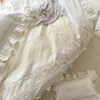 Juegos de cama Estilo princesa Color crema Bordado 100 Algodón de grapa larga Juego de cuatro piezas Sábana de cama pura Funda nórdica Pequeño fresco