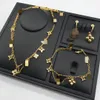 Designer Collier de bijoux de luxe Bracelet Bracelets Collier d'or pour la féminité