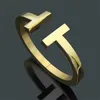 Brand Classic T-Letter Designer Cuff Bracelet Fashion Couple Men and Women Bracelet Luxury 316L Titanium Plated 18K Gold Bracelets330Z