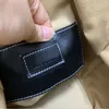 Vierkante emmertas draagtas handtassen vrouwen crossbody handtas lederen schoudertassen kalfsleer materiaal drawcord opening lange riem klep portemonnee