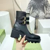 Schwarze Leder-Stiefeletten für Damen, mittelhoher Absatz, modische Stiefel, quadratischer Absatz, Martin-Stiefeletten, Reißverschluss, goldfarbene Hardware, Motorrad-Roman