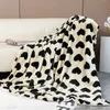 Классические одеяла с рисунком коров Комфортно кроличьи волосы с узором узоры творческого дивана двойное теплое стеганое одеяло 130x160