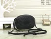 En Kaliteli lüks çanta Moda tasarımcısı bayan Çanta bayan Çanta Donanım astarlı içi boş logo kamera Omuz çantası 2022 Çantalar Gündelik Tote Debriyaj En çok satan