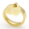 Ювелирные изделия Титан 316L Позолоченные Кольца в форме сердца Т-буквы Буквы Двойное Сердце Кольцо любовь кольцо обручальное кольцо для женщины